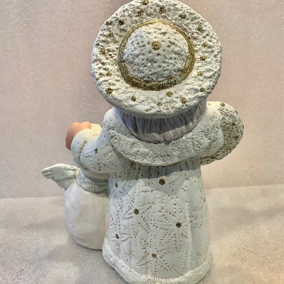 White Ceramic Santa Claus With Snowman Statue 10 Inch Tall - Picture 4 of 8